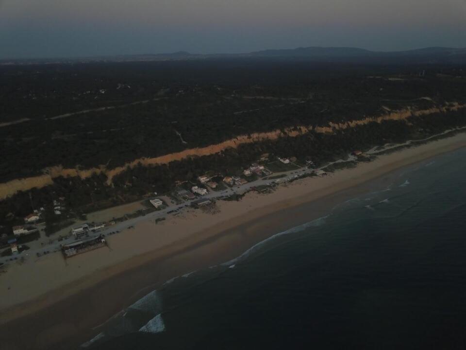 Rock'S Beach Spot Suit Costa da Caparica Exterior photo